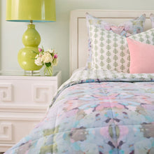 Load image into Gallery viewer, Martini Olives Comforter Set by Laura Park
